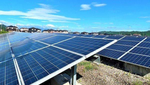 「脱炭素社会に向けた住宅・建築物における省エネ対策等のあり方・進め方」取りまとめ 2030年に新築住宅の６割に太陽光発電設置